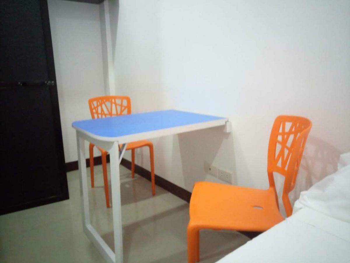 Clark-Pad Inn, Angeles City Bagian luar foto