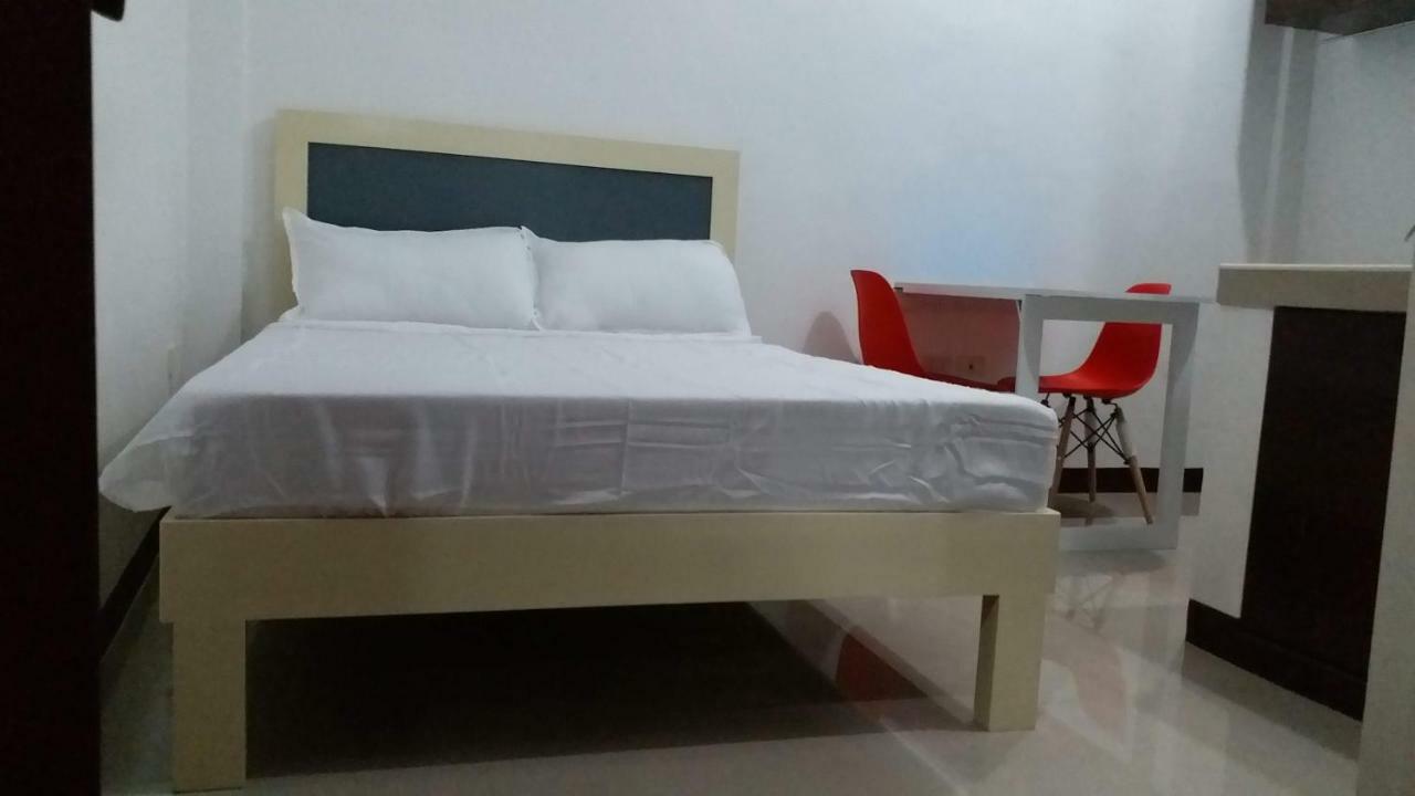 Clark-Pad Inn, Angeles City Bagian luar foto