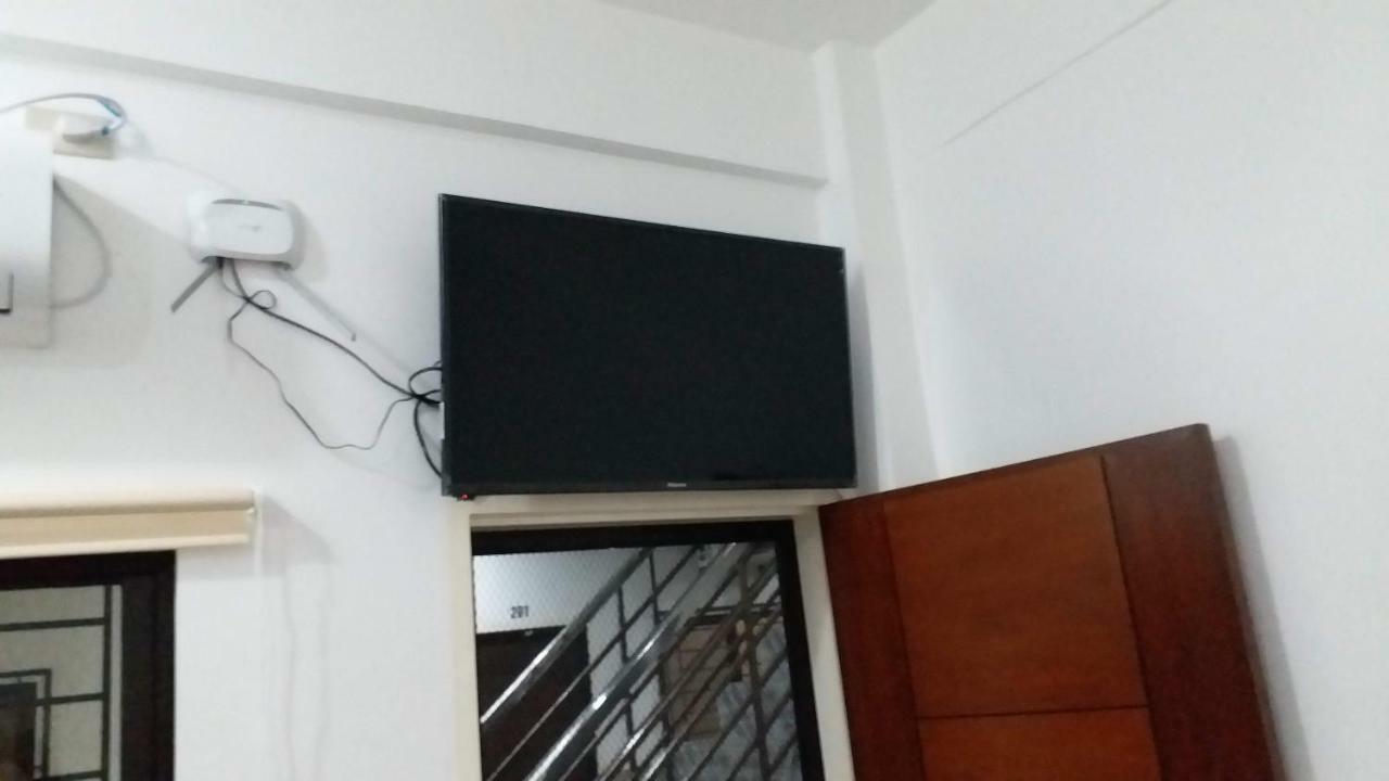 Clark-Pad Inn, Angeles City Bagian luar foto