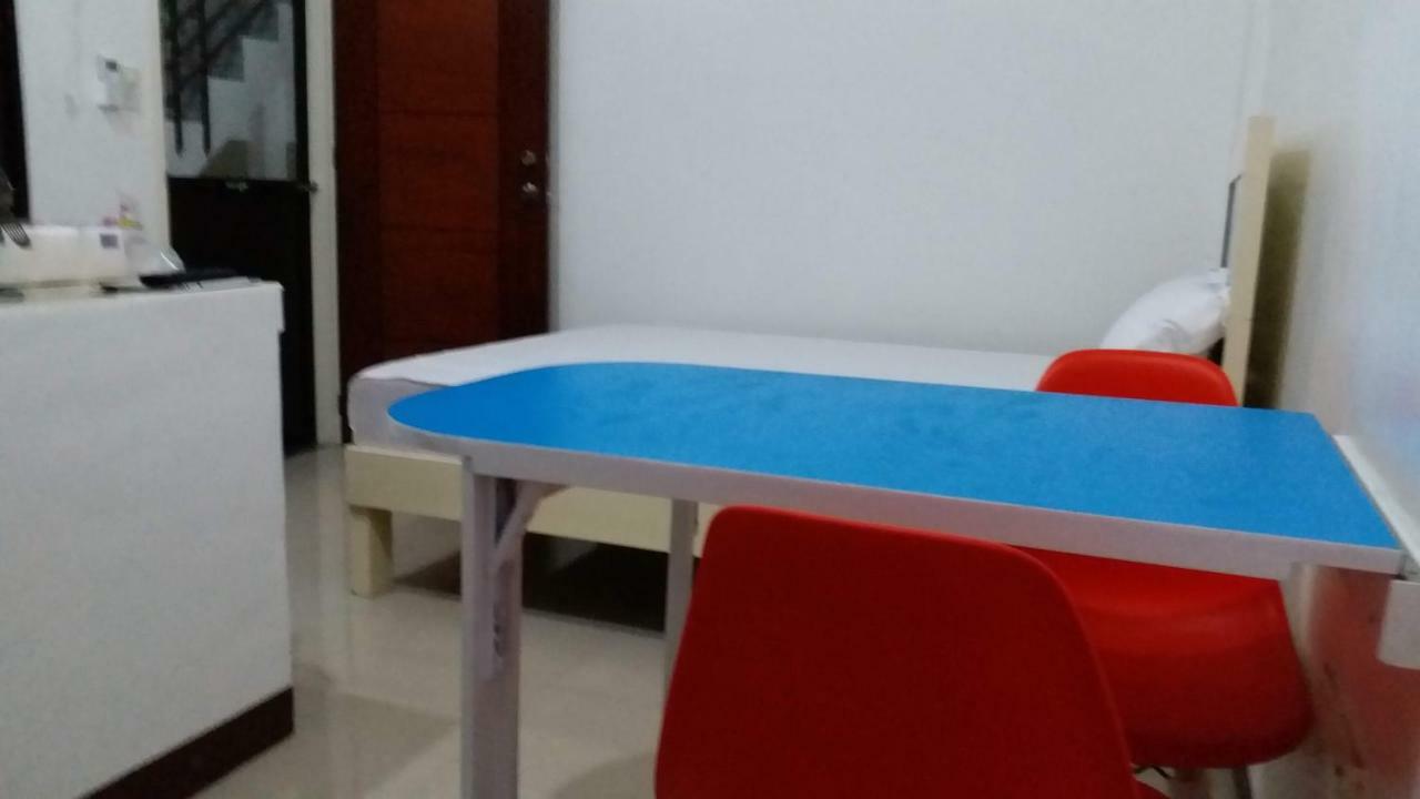 Clark-Pad Inn, Angeles City Bagian luar foto