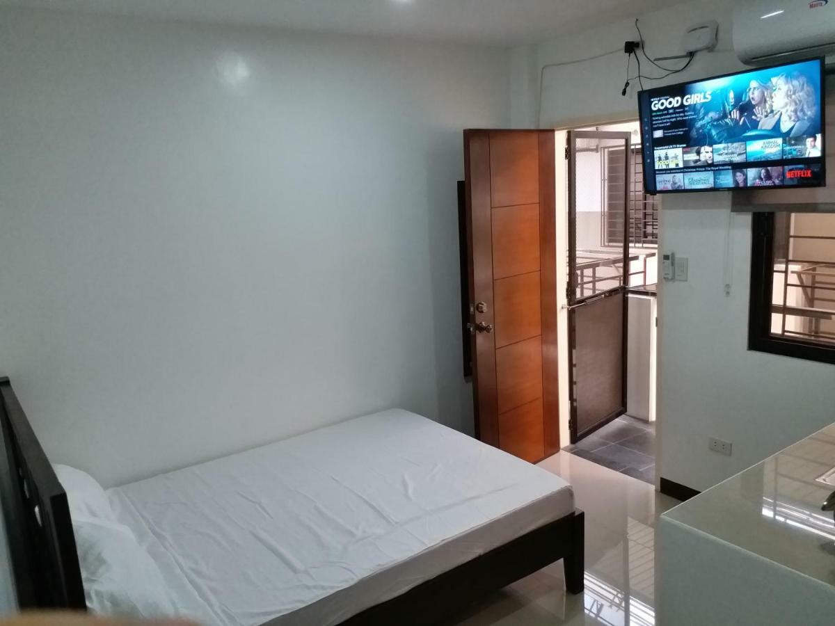Clark-Pad Inn, Angeles City Bagian luar foto