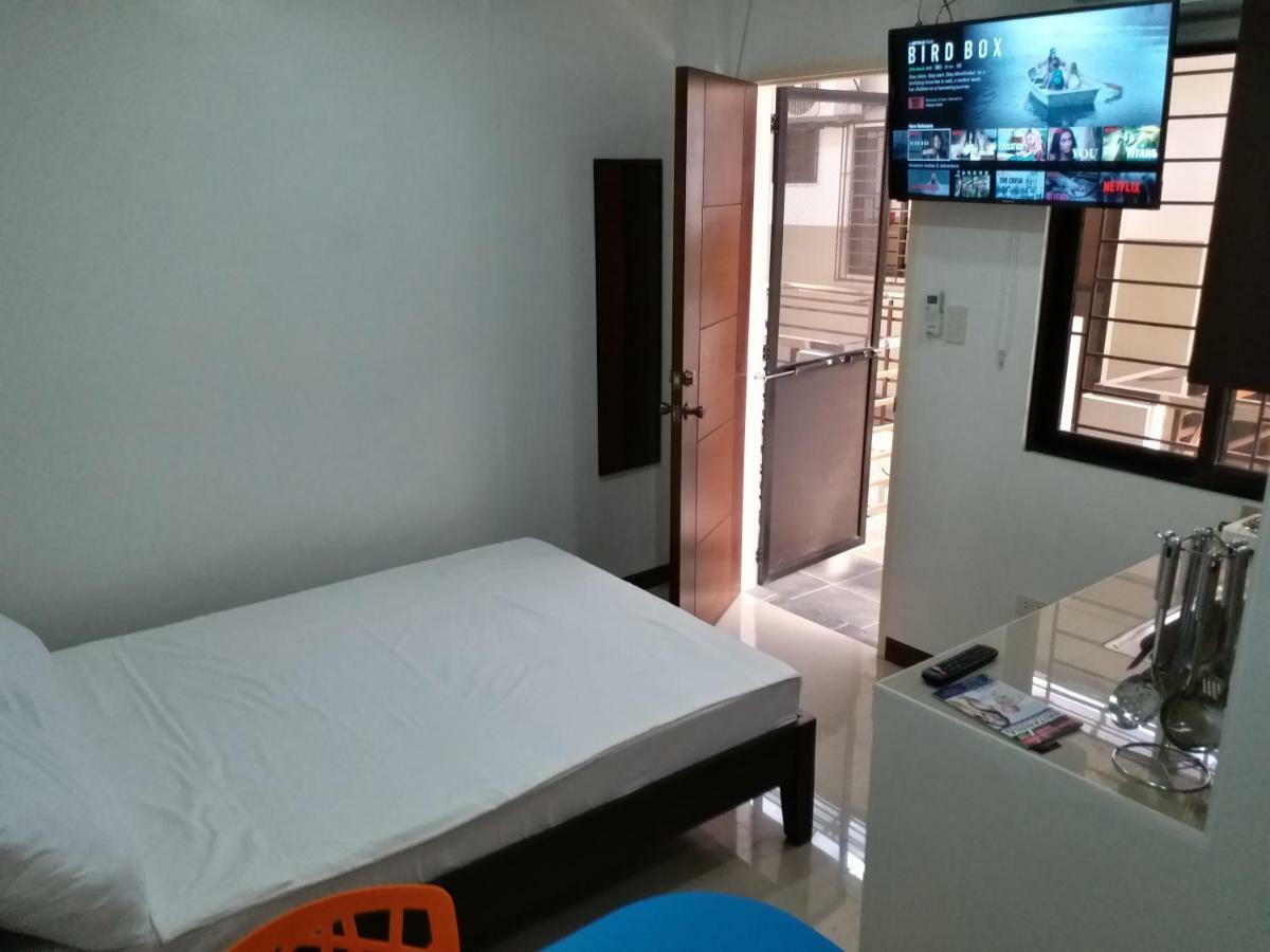 Clark-Pad Inn, Angeles City Bagian luar foto