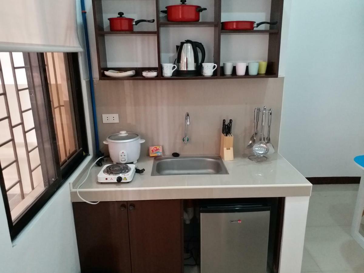 Clark-Pad Inn, Angeles City Bagian luar foto