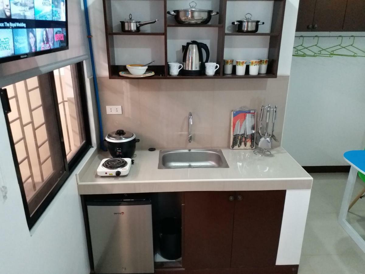 Clark-Pad Inn, Angeles City Bagian luar foto