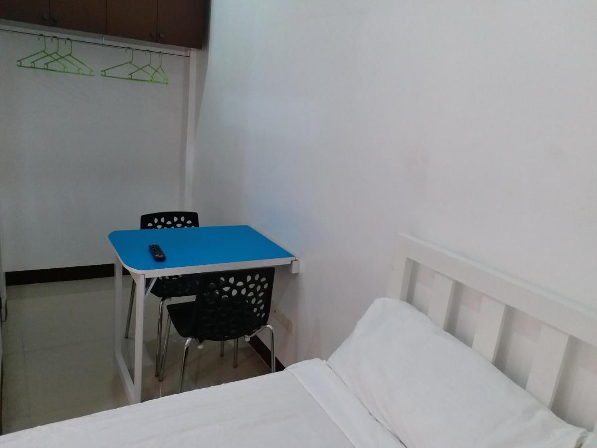 Clark-Pad Inn, Angeles City Bagian luar foto